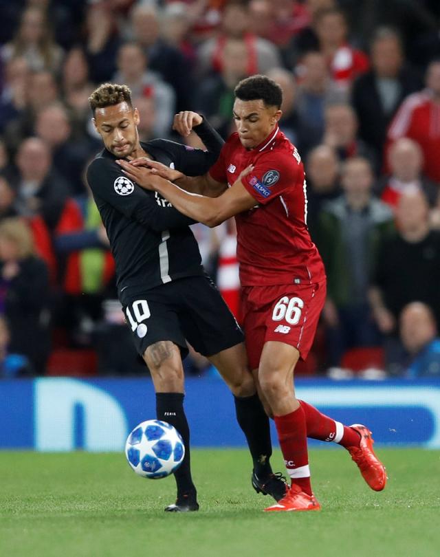 图片报：诺伊尔将根据身体情况决定是否在明年夏天退役