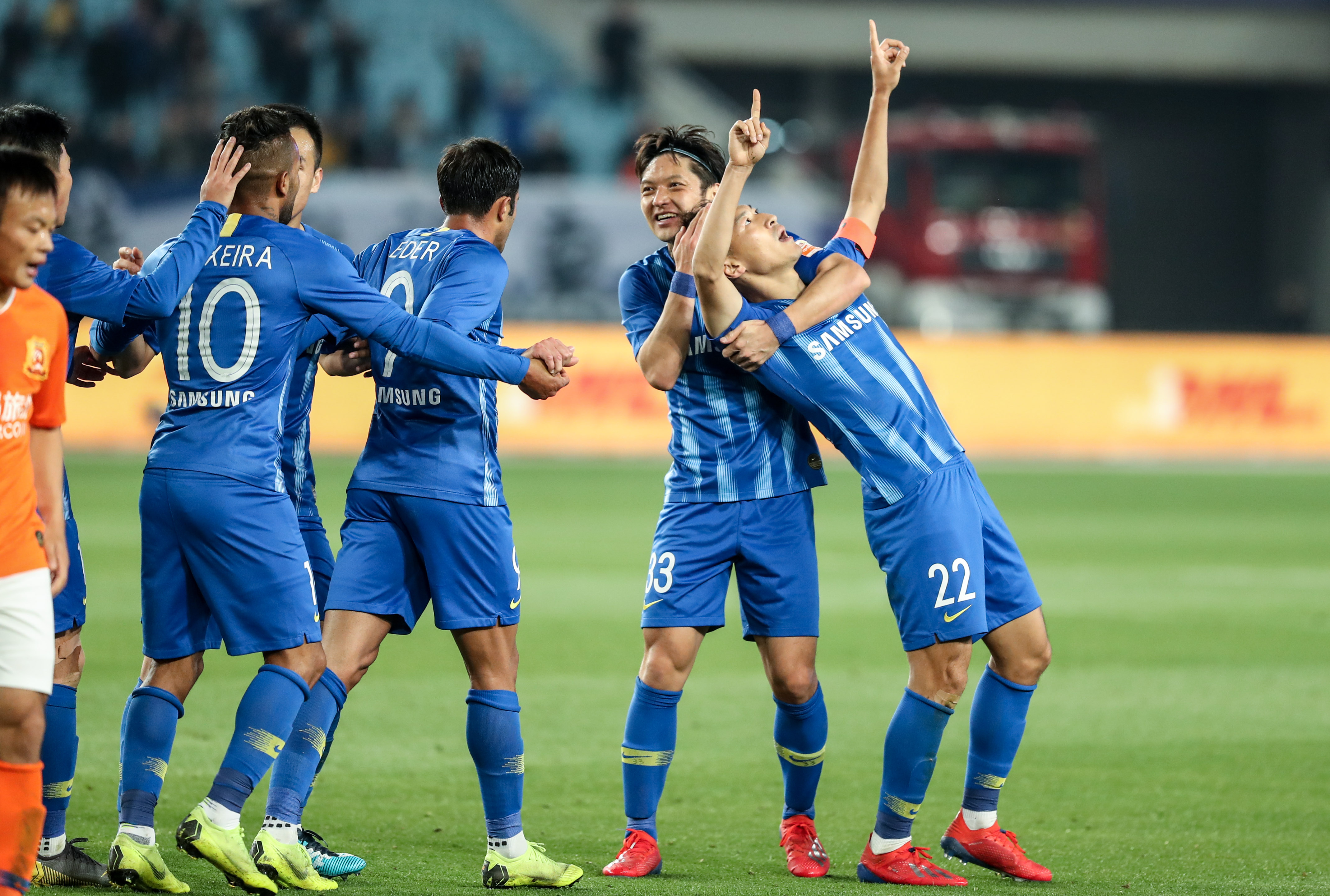 电子竞技从来不缺乏人才！Donk17、Sumail16、JKL17赢得世界冠军