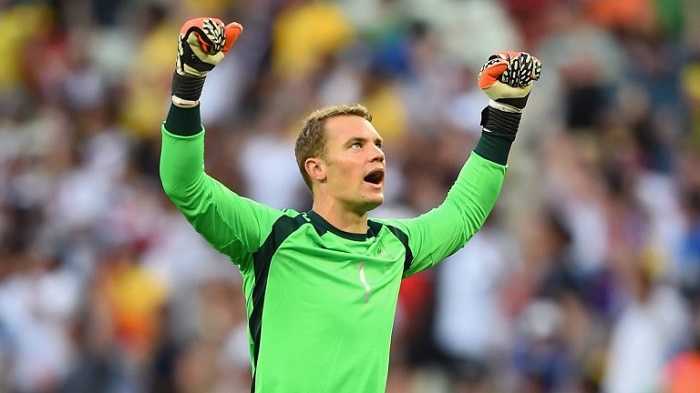 足球国足球迷自发组织万人方阵助威