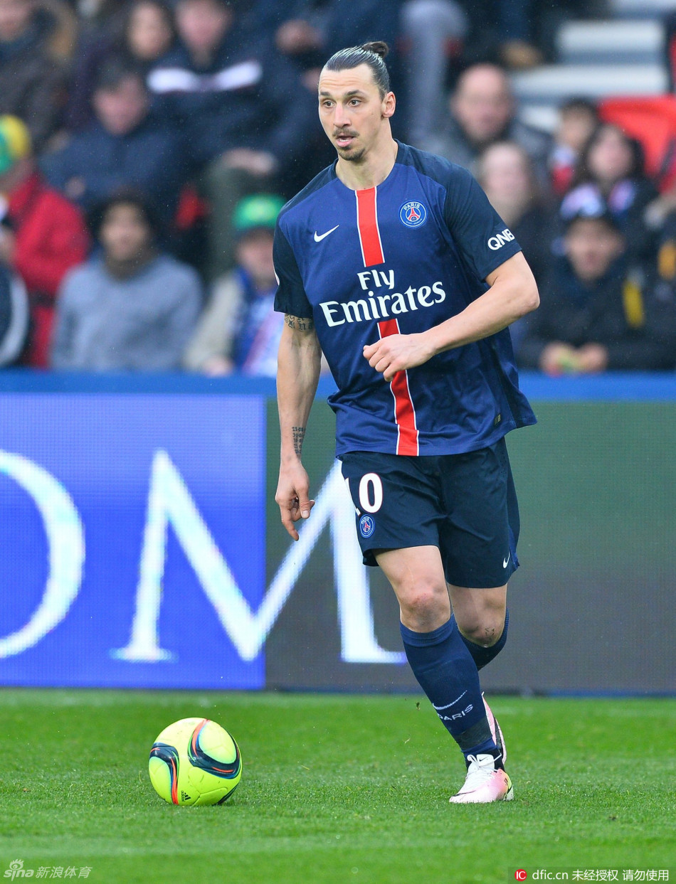 菲尔米诺：我很喜欢维尼修斯，但利物浦对阵皇马我希望红军赢