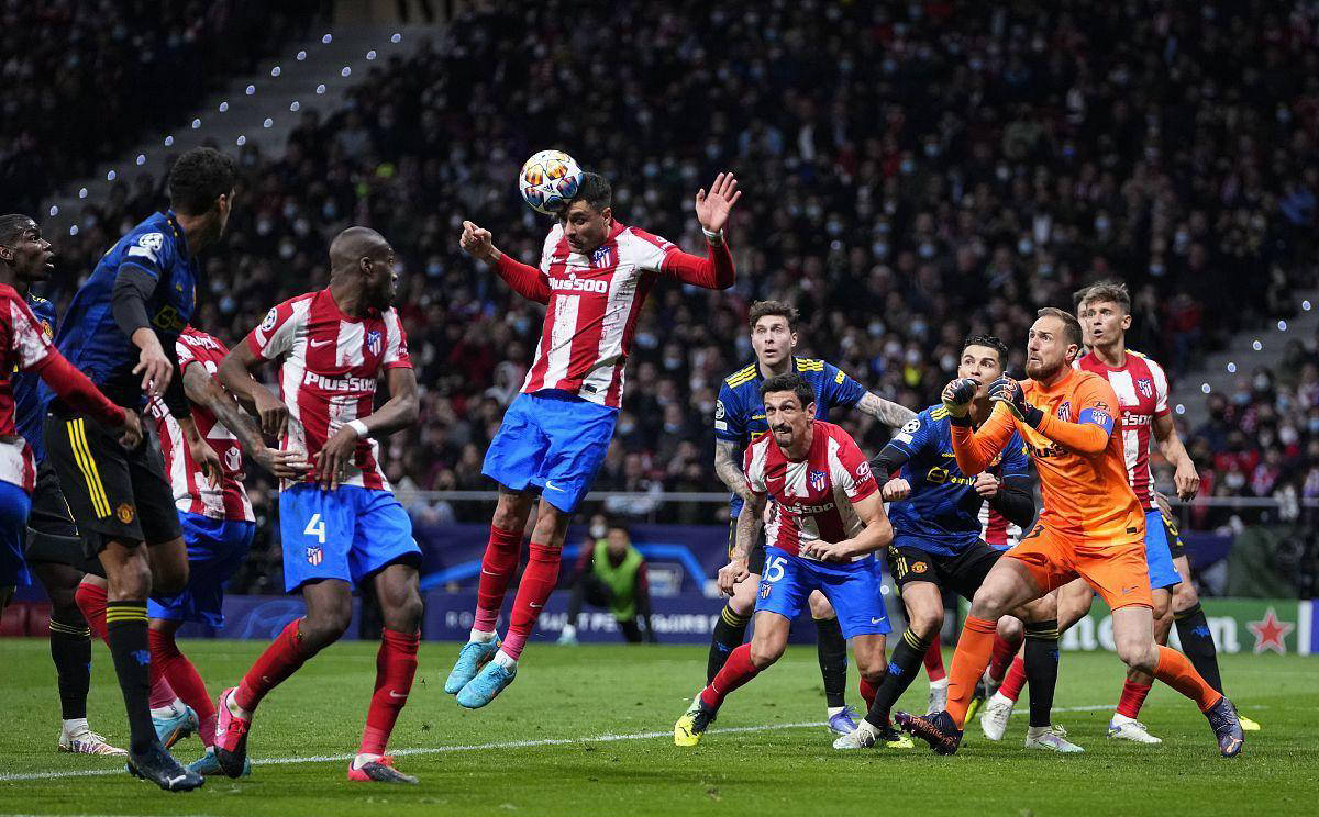 图片报：瓜帅对埃切韦里的情况不满，球员冬窗可能被租回河床