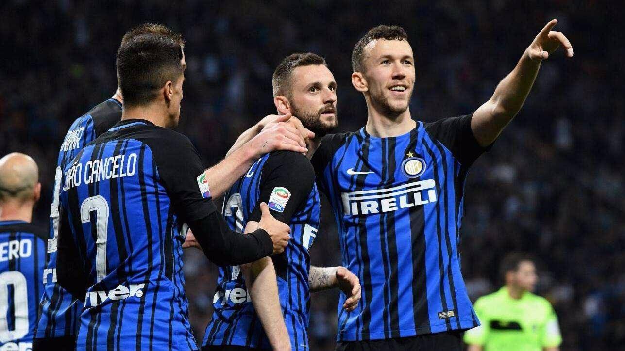 霍伊伦德梅开二度 那不勒斯击败尤文后登上意甲榜首